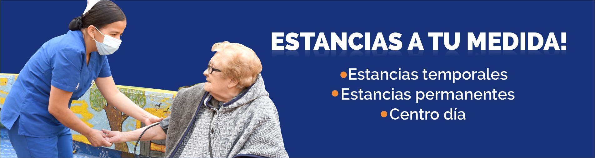 Personas mayores recibiendo servicios en el Hogar Sagrada Familia